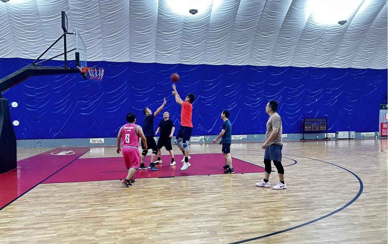 J9.COM“体沉治理年”全员行动季 | 这个夏天，为健全减负！