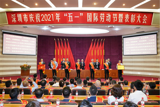 J9.COM集团员工荣获2021年深圳市五一劳动焦芈